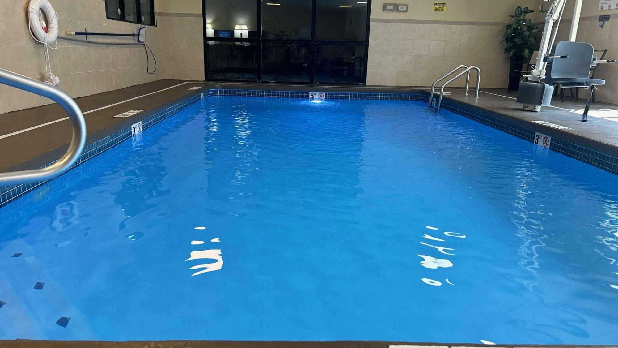 Best Western Plus Kansas City Airport - Kci East מראה חיצוני תמונה