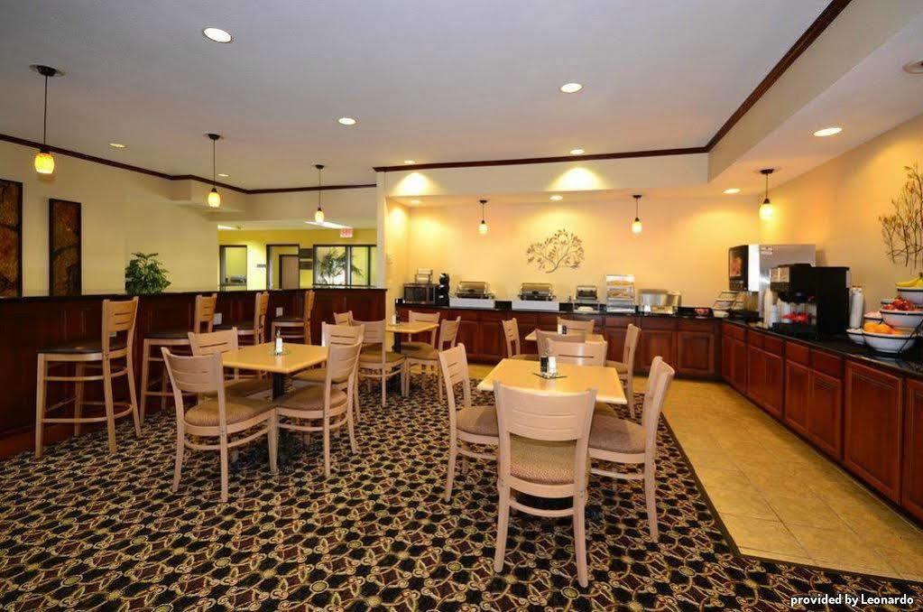 Best Western Plus Kansas City Airport - Kci East מראה חיצוני תמונה