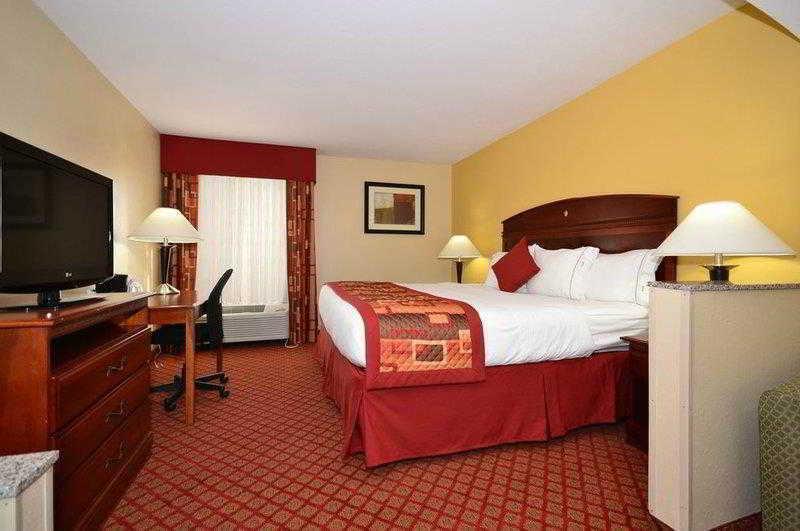 Best Western Plus Kansas City Airport - Kci East מראה חיצוני תמונה